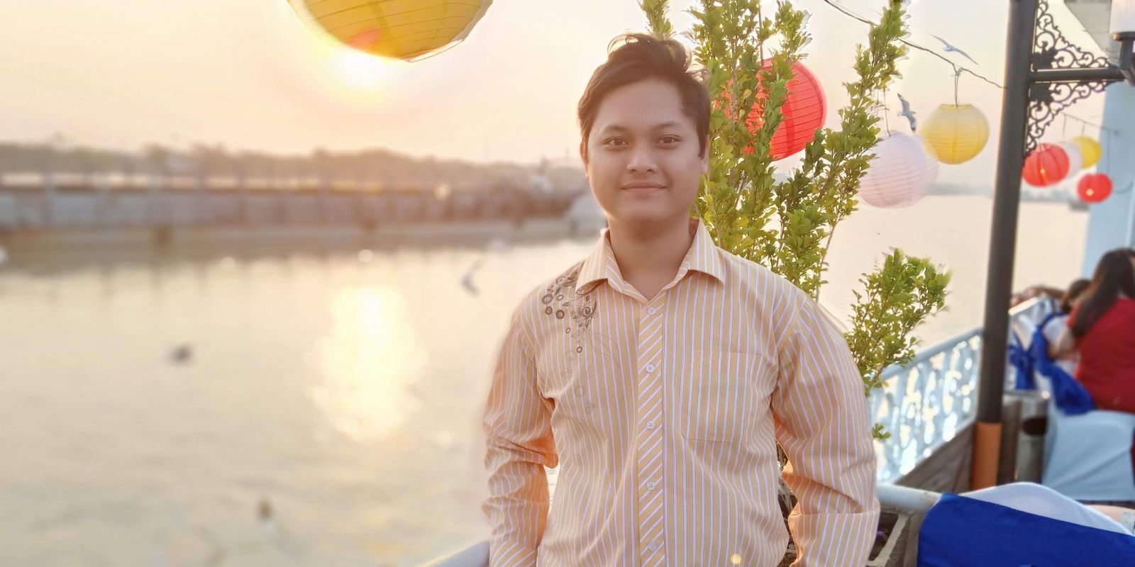 Party at Yangon River